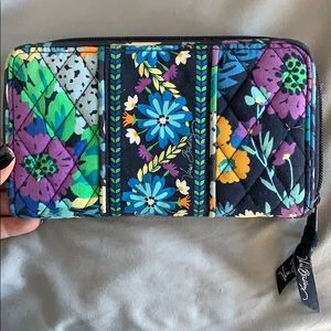 vera bradley wallet